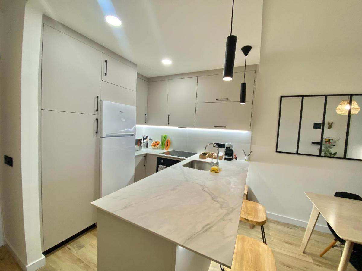 Soek Pedregalejo Seafront Holidays Homes มาลากา ภายนอก รูปภาพ